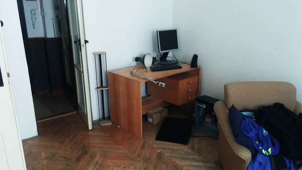 Vyklízení bytu včetně balení do přepravek a pytlování Vyklízení bytu včetně balení